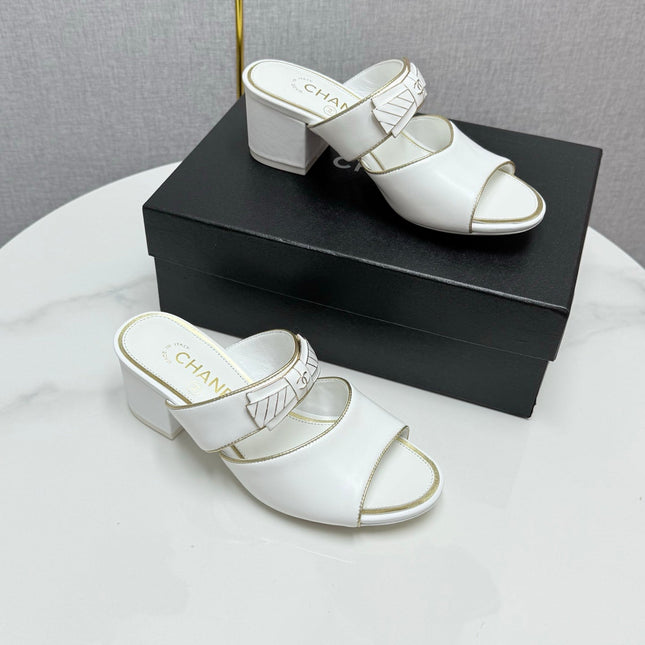CC DOUBLE-STRAP HEELS 25S IN WHITE CALFSKIN