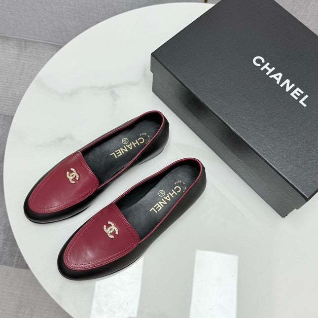 CC LOAFERS 25S IN BLACK MIX DARK RED CALFSKIN GOLD HARDWARE WITH STONES