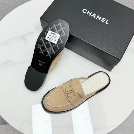 CC FLAT MULE 25S IN LIGHT BEIGE CALFSKIN STYLE 9