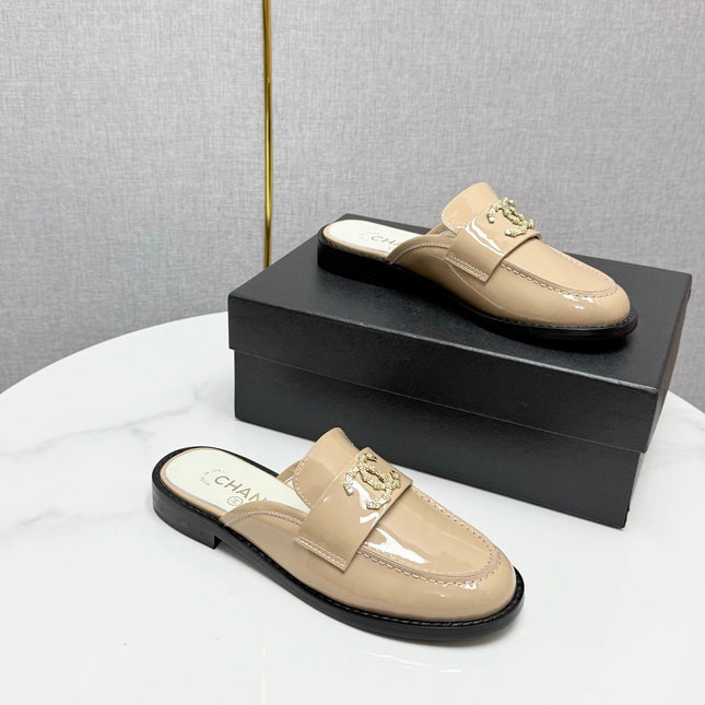 CC FLAT MULE 25S IN LIGHT BEIGE CALFSKIN STYLE 9