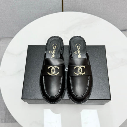 CC FLAT MULE 25S IN BLACK CALFSKIN STYLE 7