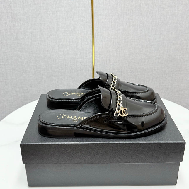 CC FLAT MULE 25S IN BLACK CALFSKIN STYLE 4