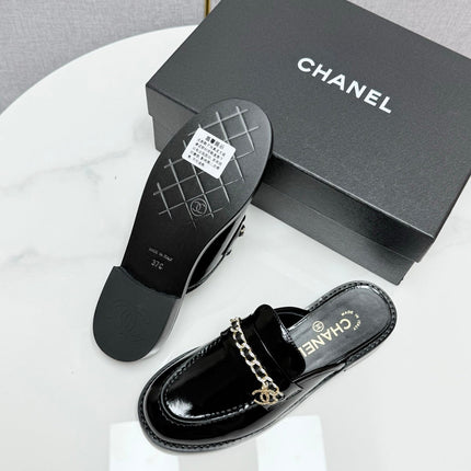 CC FLAT MULE 25S IN BLACK CALFSKIN STYLE 4
