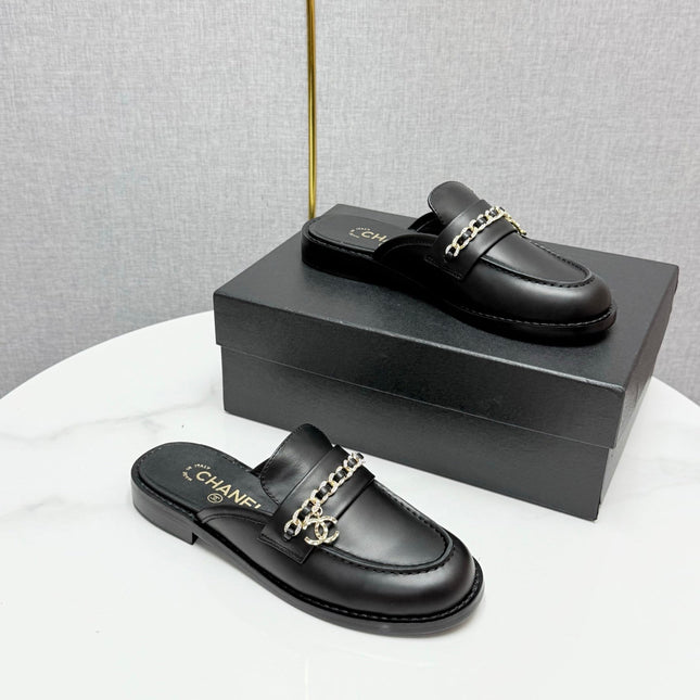 CC FLAT MULE 25S IN BLACK CALFSKIN STYLE 2