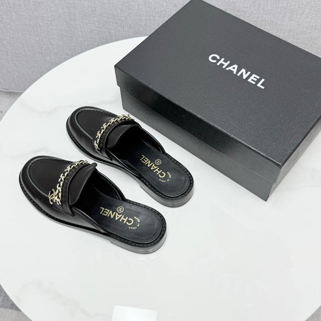 CC FLAT MULE 25S IN BLACK CALFSKIN STYLE 2