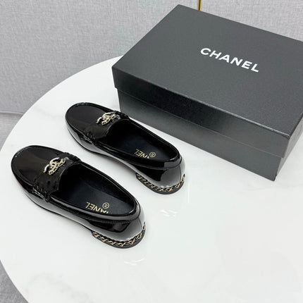 CC LOAFER 25S IN BLACK GLOSSY LEATHER WITH GOLD HARDWARE