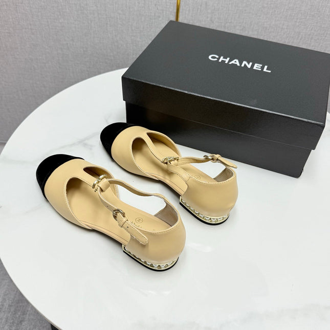 CC MARY JANE 25S IN BEIGE LAMBSKIN AND BLACK SUEDE WITH PEARL HEEL