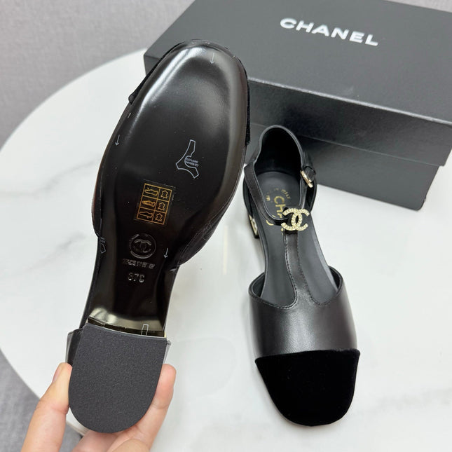 CC MARY JANE 25S IN BLACK LAMBSKIN AND SUEDE WITH PEARL HEEL