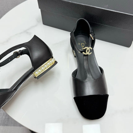 CC MARY JANE 25S IN BLACK LAMBSKIN AND SUEDE WITH PEARL HEEL