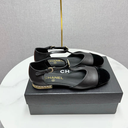 CC MARY JANE 25S IN BLACK LAMBSKIN AND SUEDE WITH PEARL HEEL