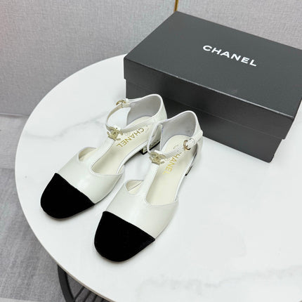 CC MARY JANE 25S IN WHITE LAMBSKIN AND BLACK SUEDE WITH PEARL HEEL