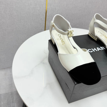CC MARY JANE 25S IN WHITE LAMBSKIN AND BLACK SUEDE WITH PEARL HEEL