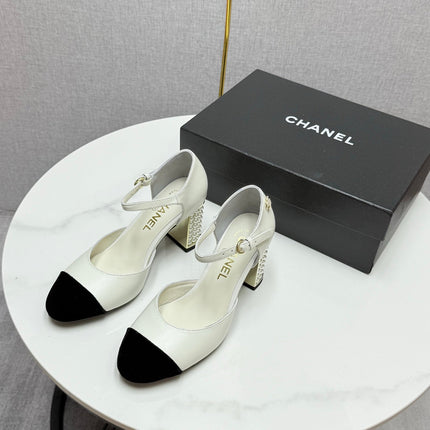 CC MARY JANE HEELS 25S IN WHITE LAMBSKIN AND BLACK SUEDE WITH PEARL HEEL STYLE 4