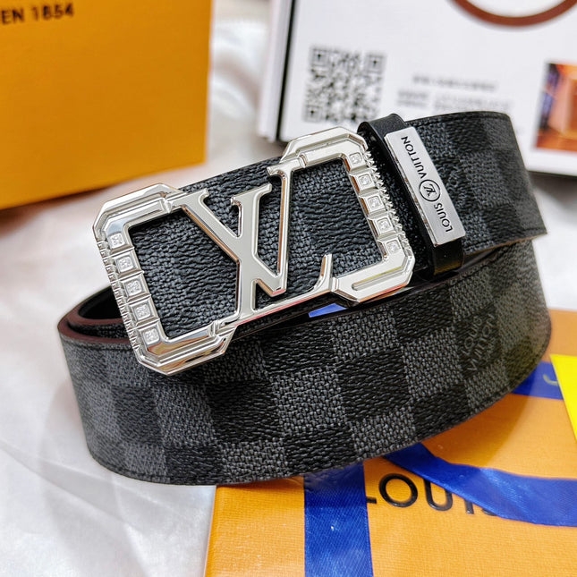 BELT 38MM REVERSIBLE IN BLACK AND GREY CHECKERED PATTERN WITH SILVER PAVE BUCKLE