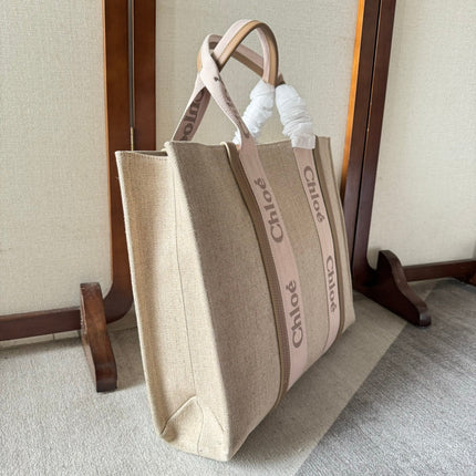 LAGRE WOODY TOTE BAG 45 IN BEIGE LINEN CANVAS LIGHT PINK WEBBING LOGO EMBROIDERY
