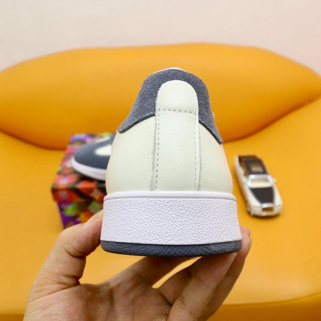 LV TRAINERS IN GREY SUEDE AND WHITE CALFSKIN