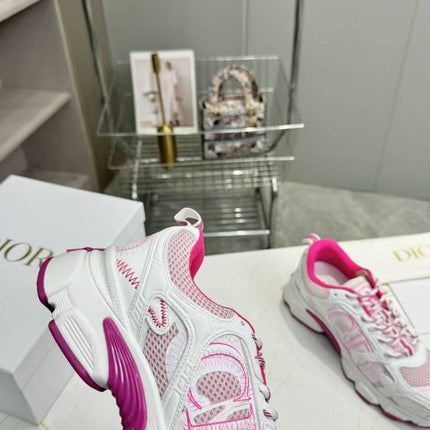 CD CHORONO SNEAKER IN WHITE AND PINK MESH