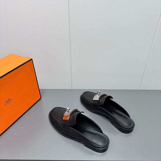 0Z MULE IN BLACK LAMBSKIN