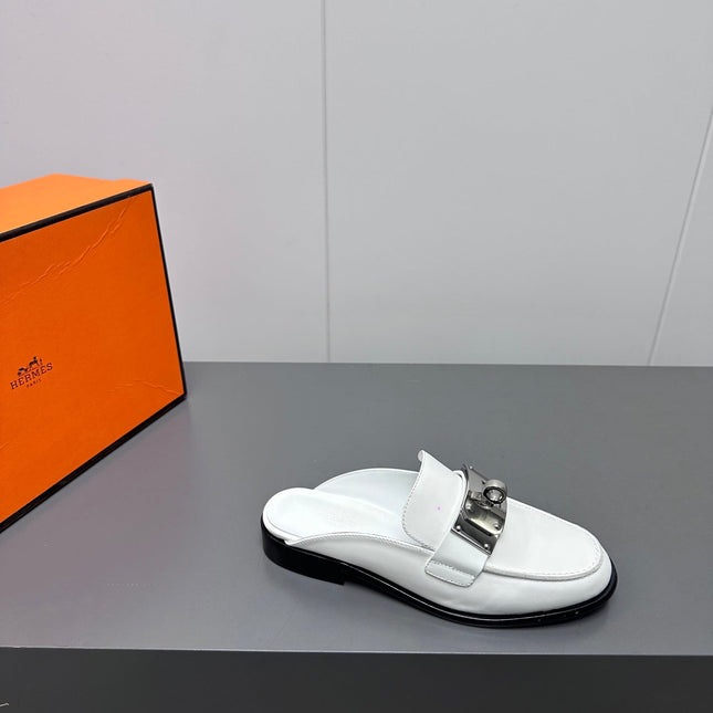 0Z MULE IN WHITE LAMBSKIN