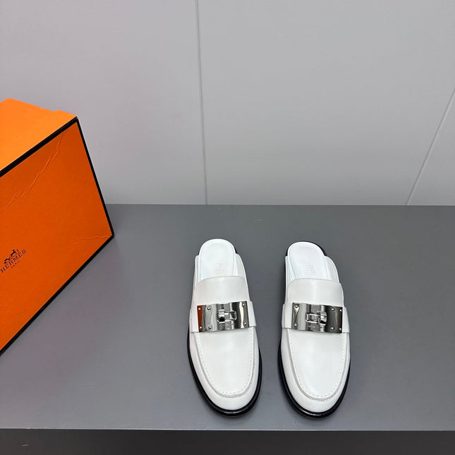 0Z MULE IN WHITE LAMBSKIN