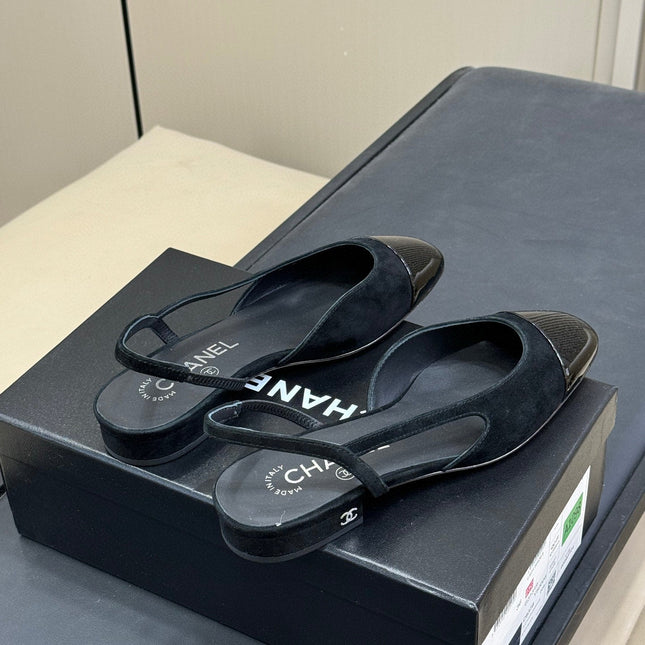CC SLINGBACK 25S IN BLACK SUEDE AND GLOSSY LEATHER