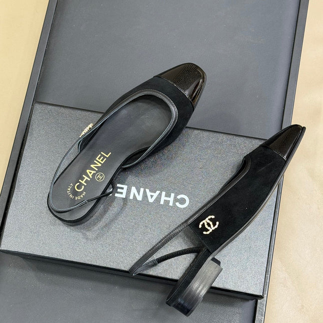 CC SLINGBACK 25S IN BLACK SUEDE AND GLOSSY LEATHER WITH LOGO