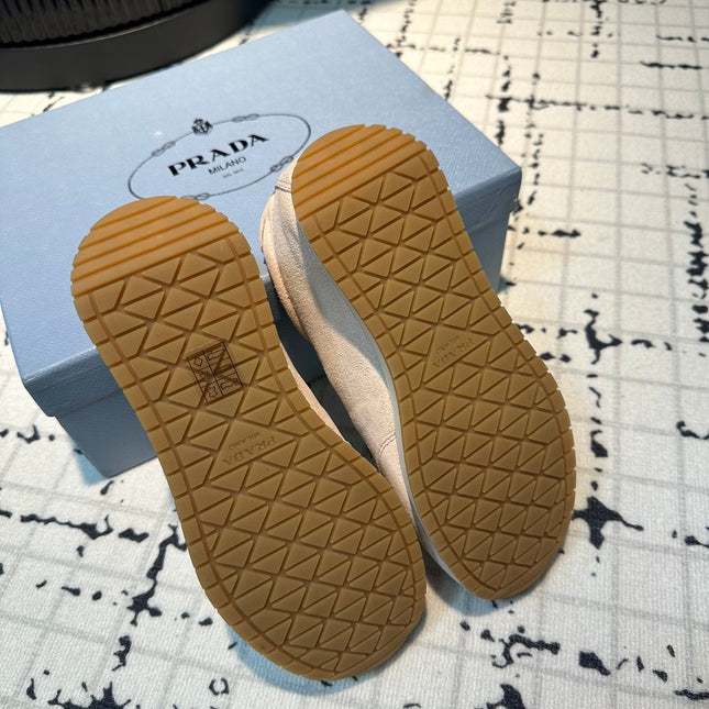 PRA TRIANGLE LOGO SNEAKERS PASTEL PINK SUEDE