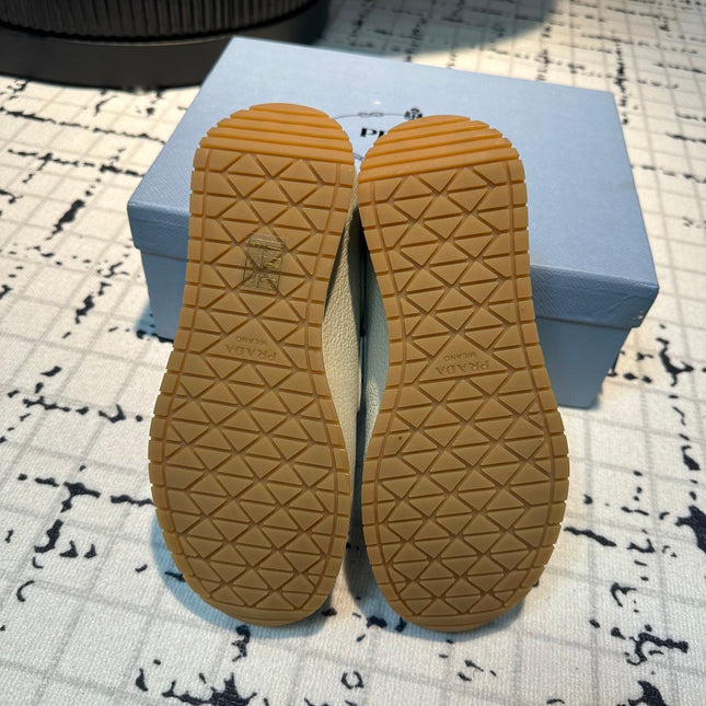 PRA SPORTY STYLE LOAFERS LIGHT GRAY CALFSKIN