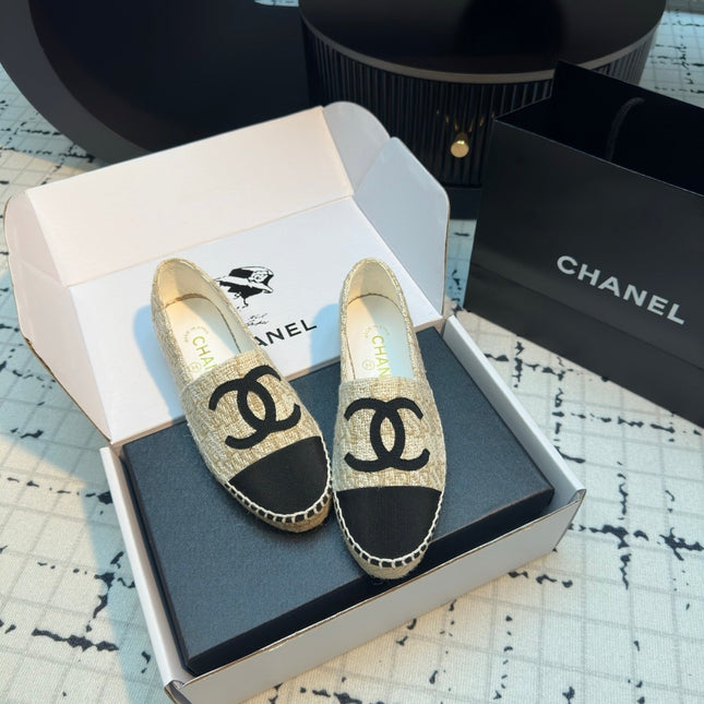 ESPADRILLES LOAFERS IN BEIGE TWEED AND BLACK SATIN