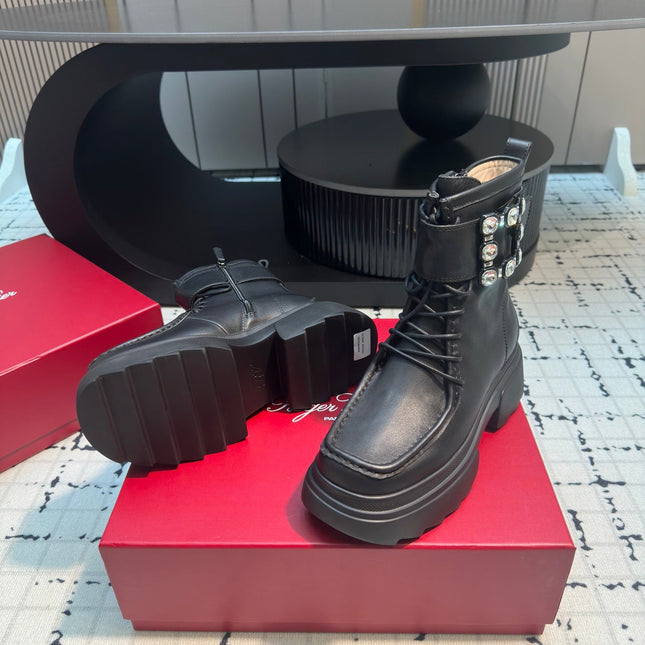 VIV' RANGERS ANKLE BOOTS IN BLACK CALFSKIN STRASS BUCKLE