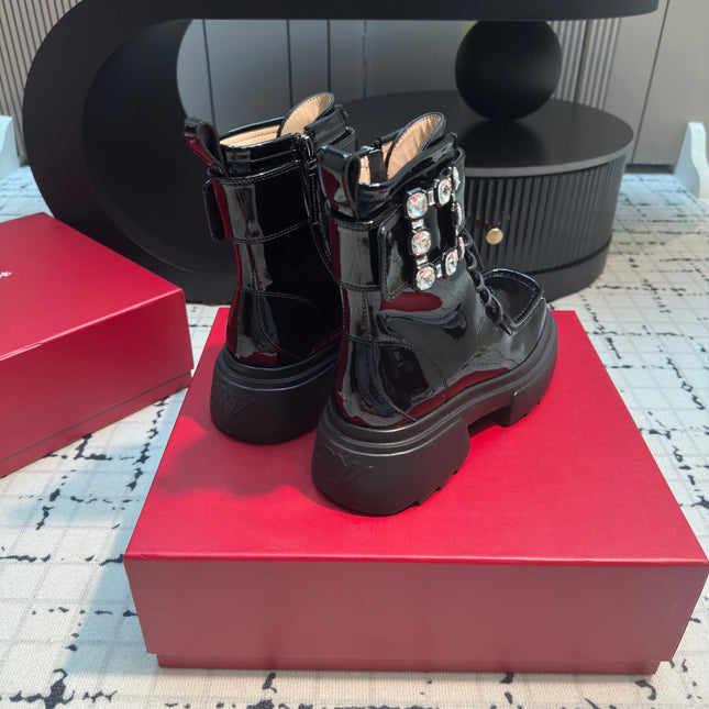 VIV' RANGERS ANKLE BOOTS IN BLACK PATENT LAMBSKIN STRASS BUCKLE
