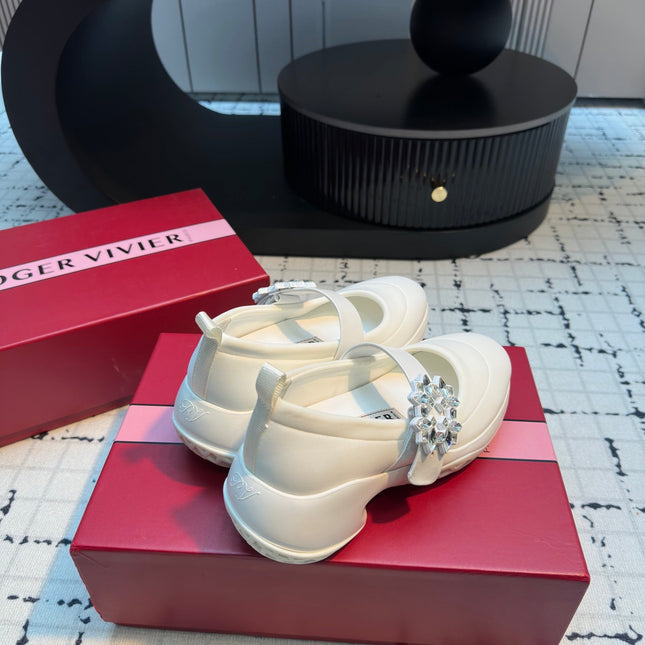 VIV' RUN BALLERINAS IN WHITE FABRIC