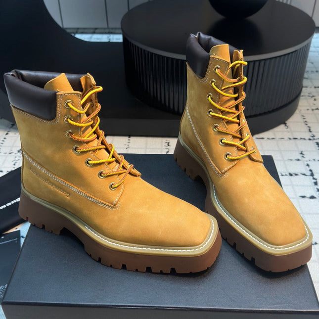 SQUARE-TOE CASUAL ANKLE BOOTS IN PEANUT BROWN SUEDE