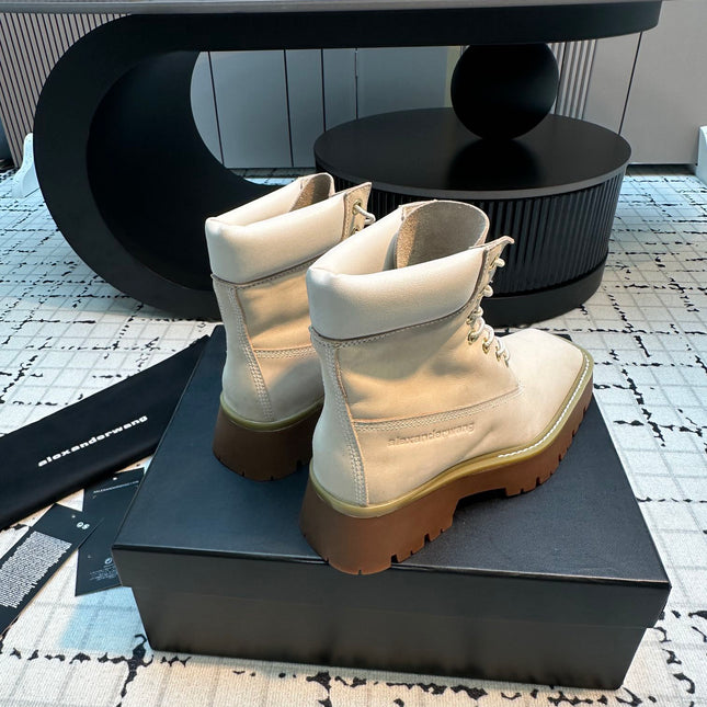 SQUARE-TOE CASUAL ANKLE BOOTS IN WHITE SUEDE