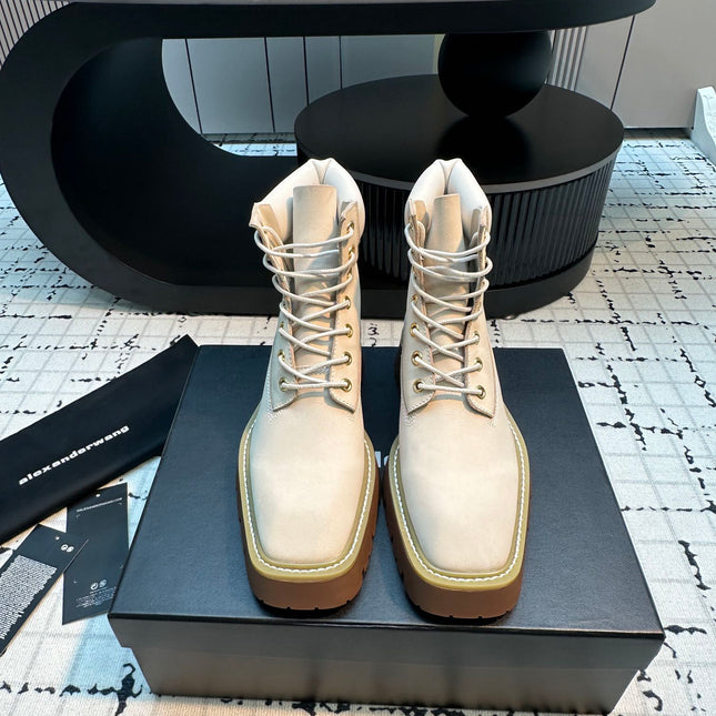 SQUARE-TOE CASUAL ANKLE BOOTS IN WHITE SUEDE