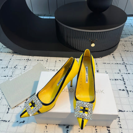 HANGISI 100 MM IN BRIGHT YELLOW SUEDE