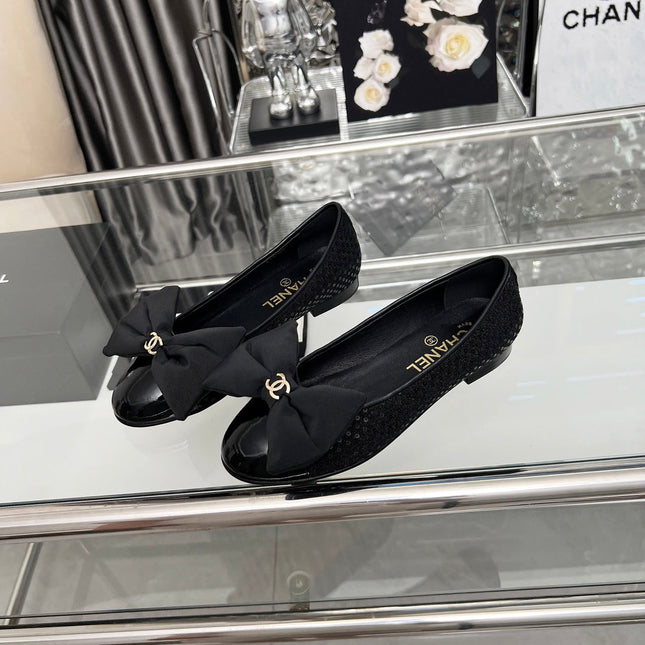 CHANEL 25S ROUND TOE BALLET FLATS WITH A BOW IN SPARKLING BLACK CANVAS