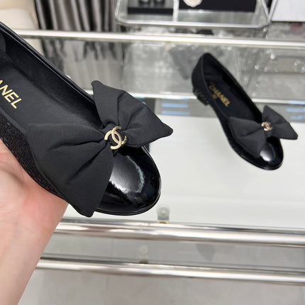 CHANEL 25S ROUND TOE BALLET FLATS WITH A BOW IN SPARKLING BLACK CANVAS