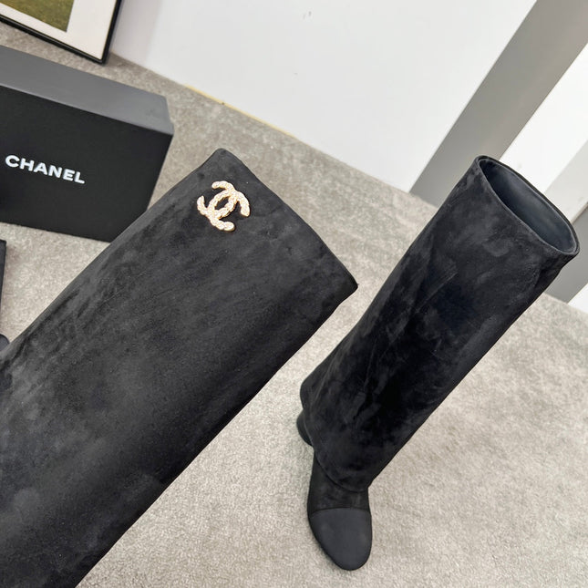 CHANEL 25S HIGH BOOTS 55MM IN BLACK SUEDE AND CANVAS GOLD HARDWRE