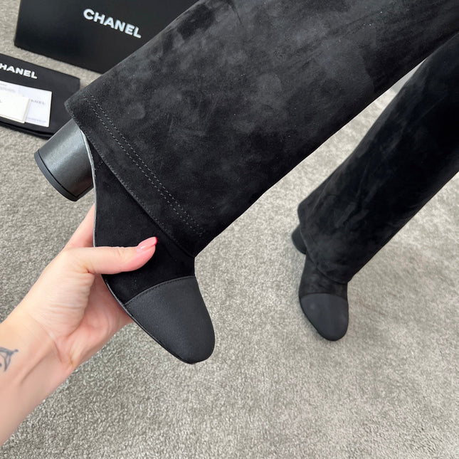 CHANEL 25S HIGH BOOTS 55MM IN BLACK SUEDE AND CANVAS GOLD HARDWRE