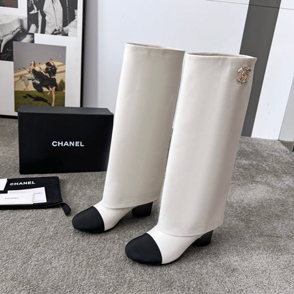 CHANEL 25S HIGH BOOTS 55MM IN IVORY BLACK CALFSKIN AND CANVAS GOLD HARDWRE