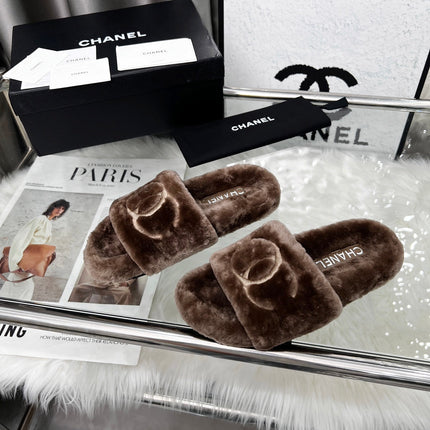 CHANEL 25S FUR SLIPPERS IN DARK BROWN