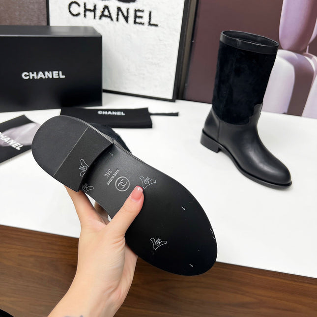 CHANEL 25S MID-CALF BOOTS 35MM IN BLACK CALFSKIN AND SUEDE GOLD HARDWRE