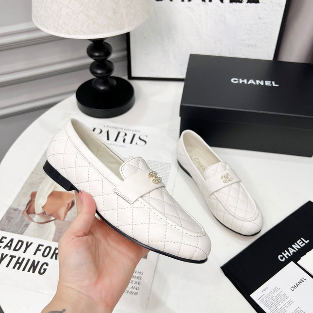 CHANEL 25S LOAFER DANCE SHOES IN WHITE CALFSKIN GOLD HARDWRE