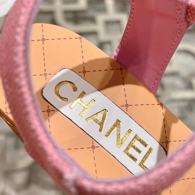 WEDGE SANDALS IN LIGHT PINK LAMBSKIN WITH LOGO