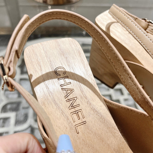 Double CC  Wood Grain Platform Sandals Beige Cream Sheepskin