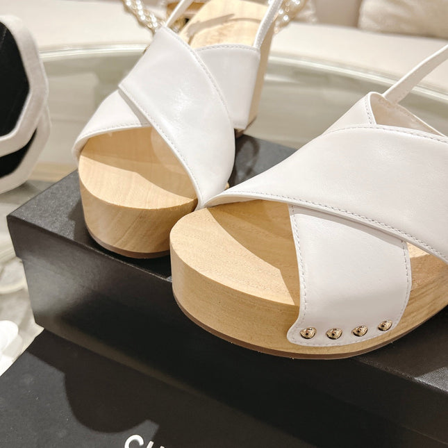 Double CC  Wood Grain Platform Sandals White Sheepskin