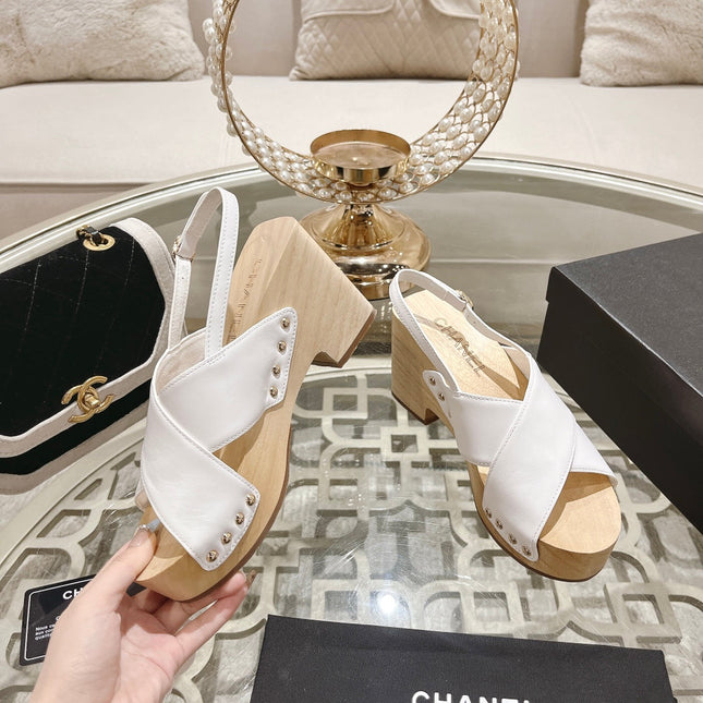 Double CC  Wood Grain Platform Sandals White Sheepskin
