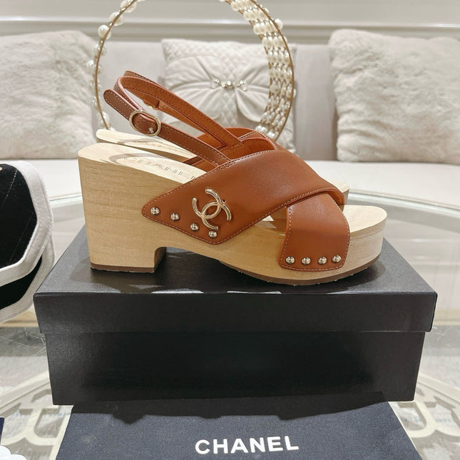 Double CC  Wood Grain Platform Sandals Dark Brown Sheepskin