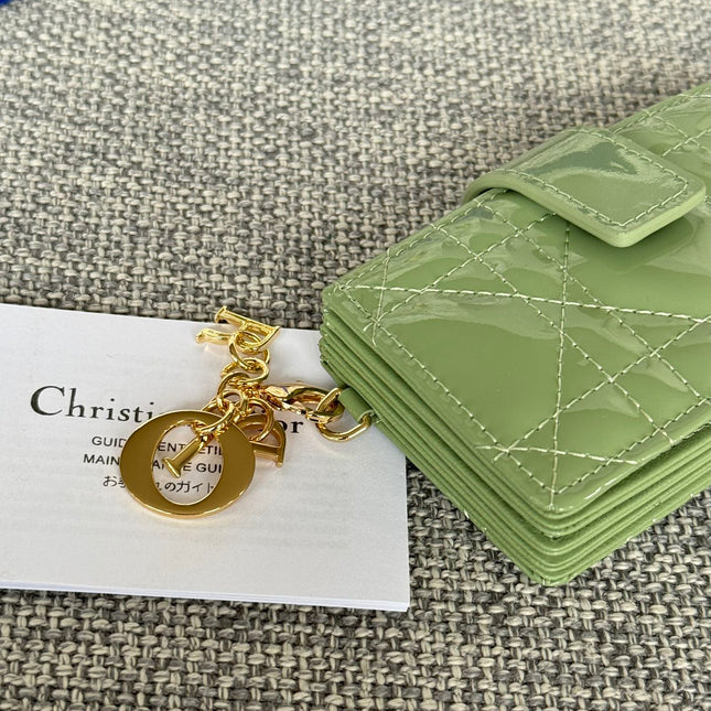 LADY JASMINE CARD HOLDER 10 IN LIGHT GREEN QUILTED PATENT CALFSKIN